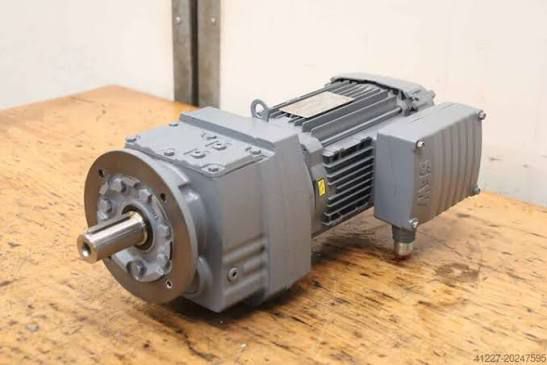 گیربکس‌های شفت مستقیم(هلیکال) SEW-EURODRIVE